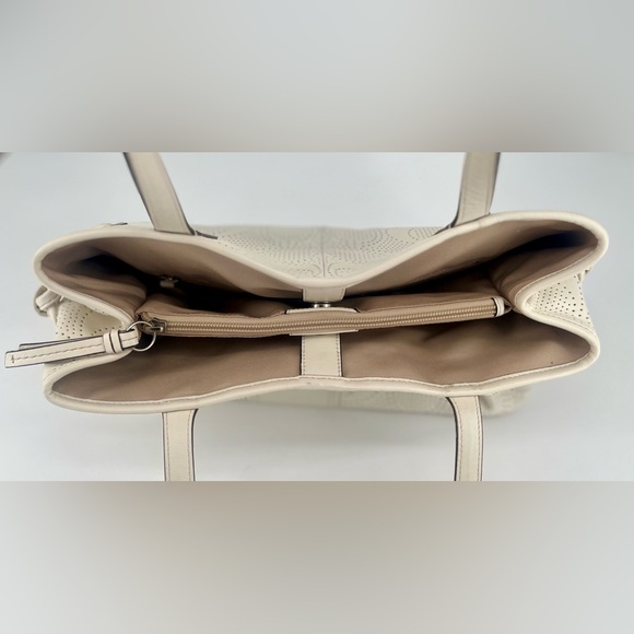 Coach style F21938 - Picture 10 of 10